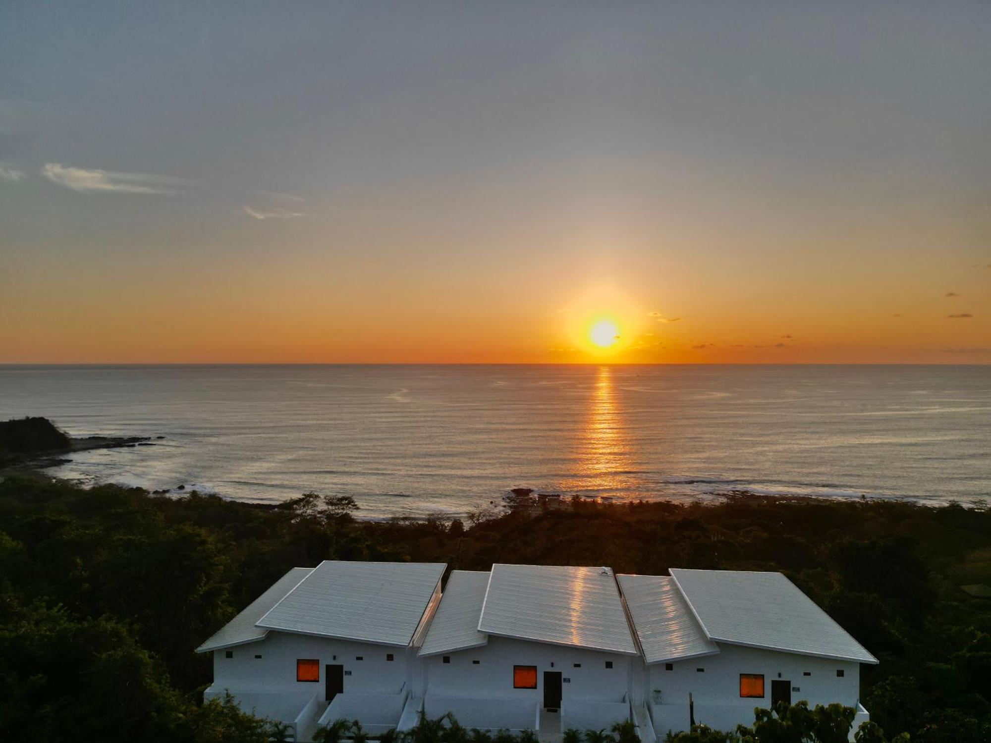 Les Roches - Paradise Retreat Playa Santa Teresa  ภายนอก รูปภาพ